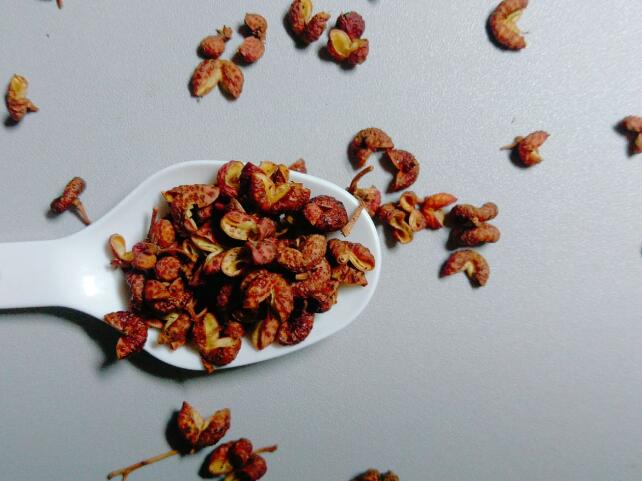 烘干機(jī)：守護(hù)花椒“辛香本色”的加工關(guān)鍵力量