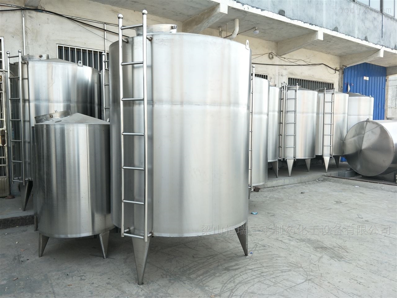 二手大型储奶罐